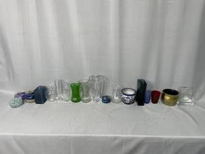lot 41 image: Assorted Decorative Glass, Ceramic, and Pottery Vases & Containers Lot