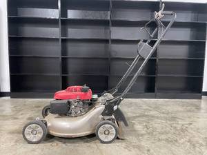 lot 2 image: Honda HRR216VLA Lawn Mower with Twin Blade 3-in-1 System