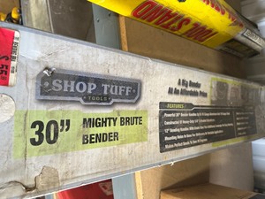 lot 3 image: 30 Mighty Brute Bender