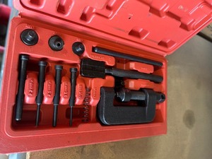 lot 5 image: Chain Tool