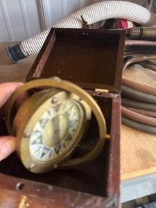 lot 23 image: Vintage Compass