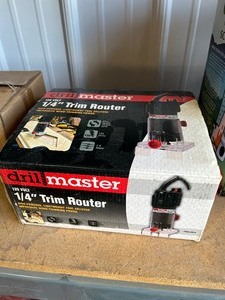 lot 38 image: Drill Master Trim Router