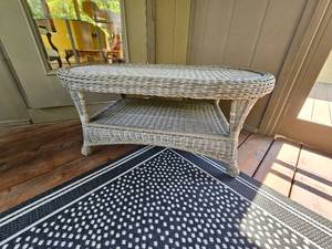 lot 11 image: Grey Wicker Patio Cocktail Table