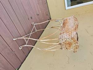 lot 60 image: Iron Weave Standing Flower Box