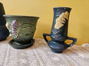 lot 67 image: Vintage Roseville Pottery TrioGroup of Three
