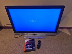 lot 111 image: Vizio 42 Inch Television