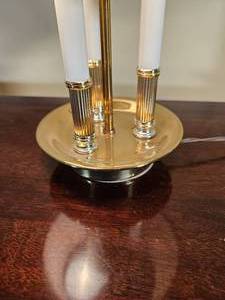 lot 161 image: Handsome Bouillotte Desk Lamp