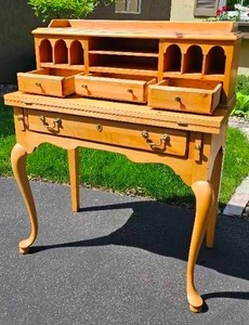 lot 34 image: Graceful Thomasville Knotty Pine Secretary Desk