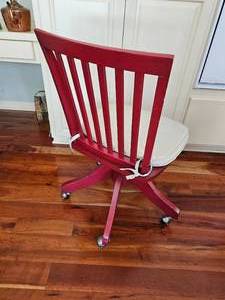 lot 81 image: Berry Red Cute Slotted Desk Chair
