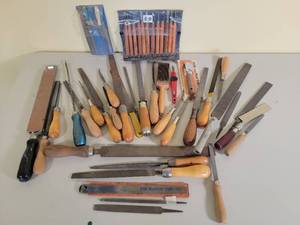 lot 354 image: Woodworkers File and Carving Tool Set