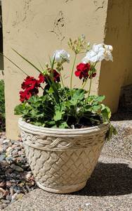 lot 206 image: Concrete Basketweave Outdoor Planter