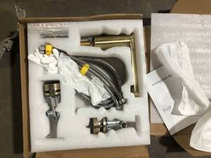 Bathtub Faucet  Customer Returns See Pictures