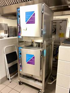 lot 11 image: Intek Pan Convection Steamers