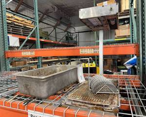 lot 29 image: Taco Shell Warmer