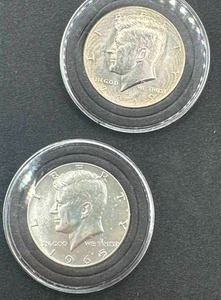 lot 13 image: Lot of 2 BU Kennedy Half Dollars in Airtites
