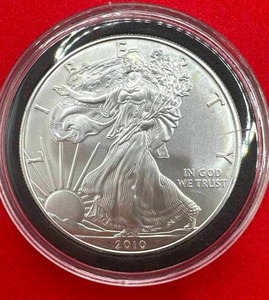 lot 14 image: 2010 Early Release GEM Eagle