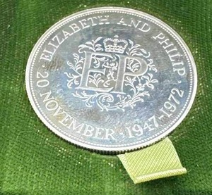 lot 27 image: 1972 Rare Sterling Proof Commemorative Crown