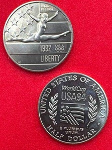 lot 35 image: Lot of 2 Commemorative Half Dollars