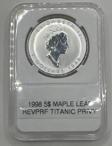 lot 42 image: 1oz .9999 Silver 1998 $5 Titanic Maple Leaf Coin