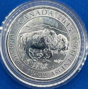 lot 60 image: 2015 1.25oz Bison .9999 Silver BU $8 Canadian Coin
