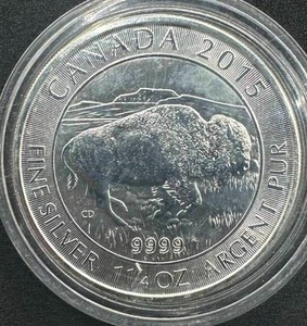 lot 75 image: 2015 1.25oz .9999 Silver BU $8 Canada Coin