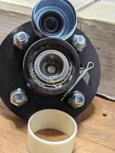 lot 21 image: 4 Bolt Axel Hub - NSTP 7788301 - Pair - North Start Trailer Parts New In Box 2 Hubs