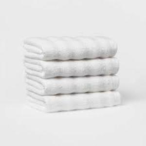 lot 128 image: Performance Plus Washcloths Towel - Threshold White Striped
