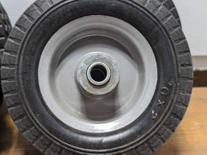 lot 153 image: Set of 4 - 6 x 2Solid WheelCaster - 12 inside bearing Diameter - Set of 4