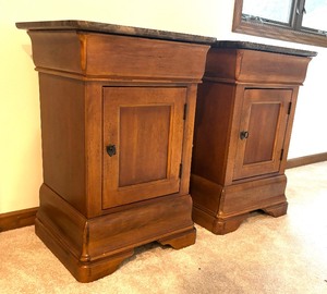 lot 23A image: Hooker French Louis Philippe Style Nightstands