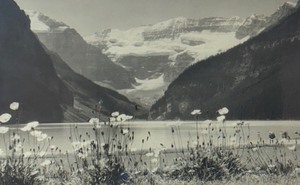lot 73 image: Scenic Black and White Vintage Print