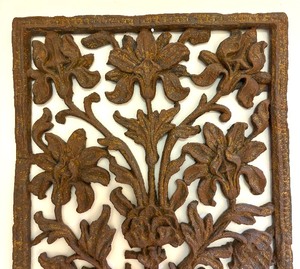 lot 75 image: Ornate Wall Decor