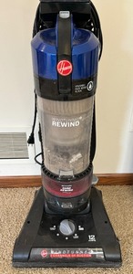 lot 81 image: Hoover Windtunnel Rewind Vacuum