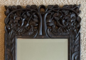 lot 121 image: Decorative Mirror