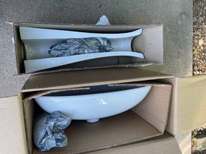 lot 148 image: Barclay Ceramic Wall Mount Pedestal Sink Model C3-300WH