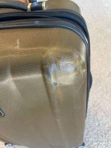 lot 168 image: Samsonite Hard Sided Suitcase