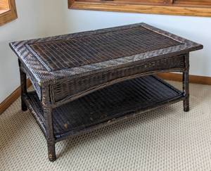 lot 33 image: Brown Wicker Coffee Table