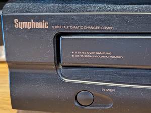 lot 47 image: Symphonic CD5800 5 Disc CD Player