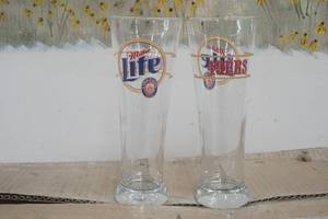 lot 212 image: Miller Lite 49ers 16oz Glasses