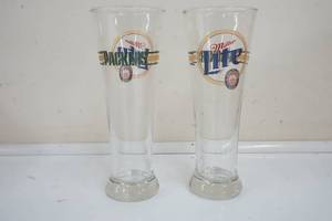 lot 217 image: Miller Lite NFL Packers 16 oz. glasses