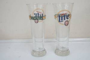 lot 222 image: Miller Lite NFL Packers 16 oz. glasses