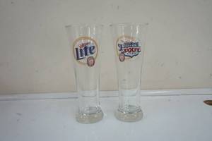 lot 288 image: Miller Lite NFL Super Bowl 2000 glasses