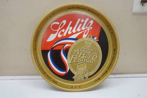 lot 295 image: Collectible beer serving tray, 13