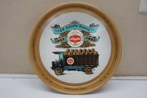 lot 298 image: Collectible beer serving tray, 13
