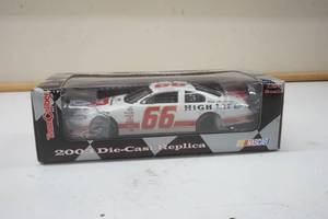 lot 341 image: 2004 Die Cast High Life car
