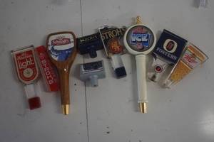 lot 370 image: Vintage lot of beer tap handles