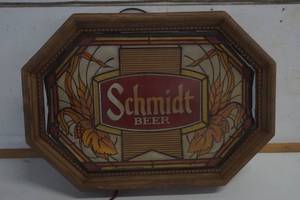 lot 380 image: Schmidt Beer Sign (Cord Needs repair)