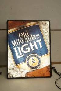 lot 392 image: Old Milwaukee Light