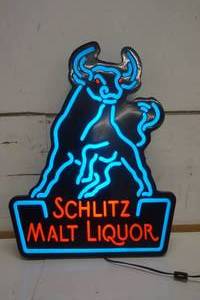 lot 395 image: Schlitz Malt Liquor Lighted Sign