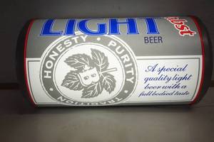 lot 410 image: Pabst Light Beer Can Lighted wall display