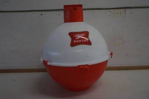 lot 419 image: Miller High Life Bobber Cooler